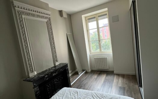 T3 MEUBLE CENTRE VIENNE